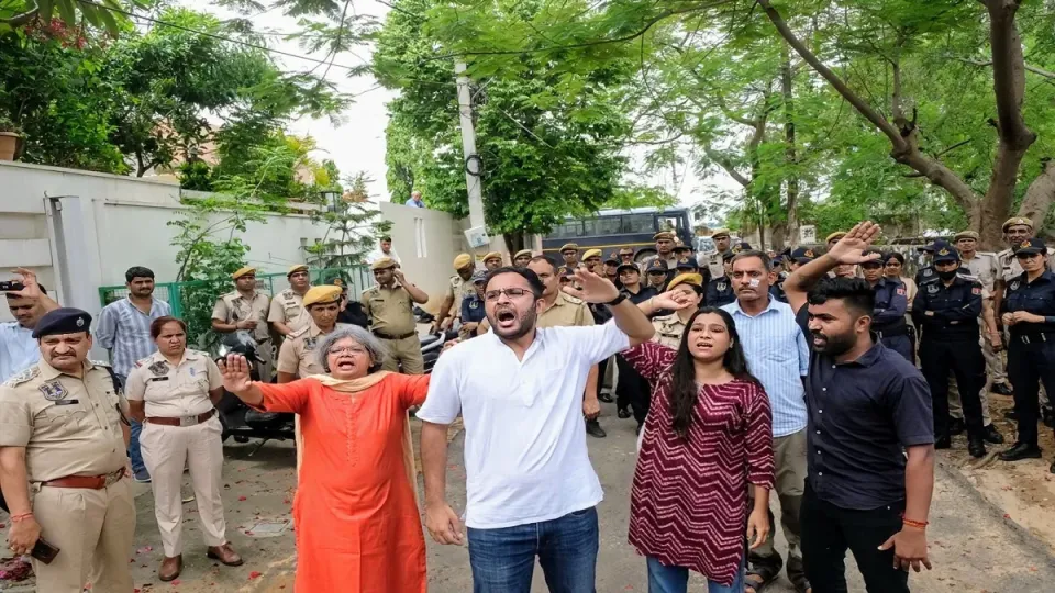News coverage of the Dol Ka Badh forest protest and police detention